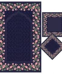 تصویر 3 از سجاده مخمل نماز با بافتی نرم و طرحی چشم‌ نواز